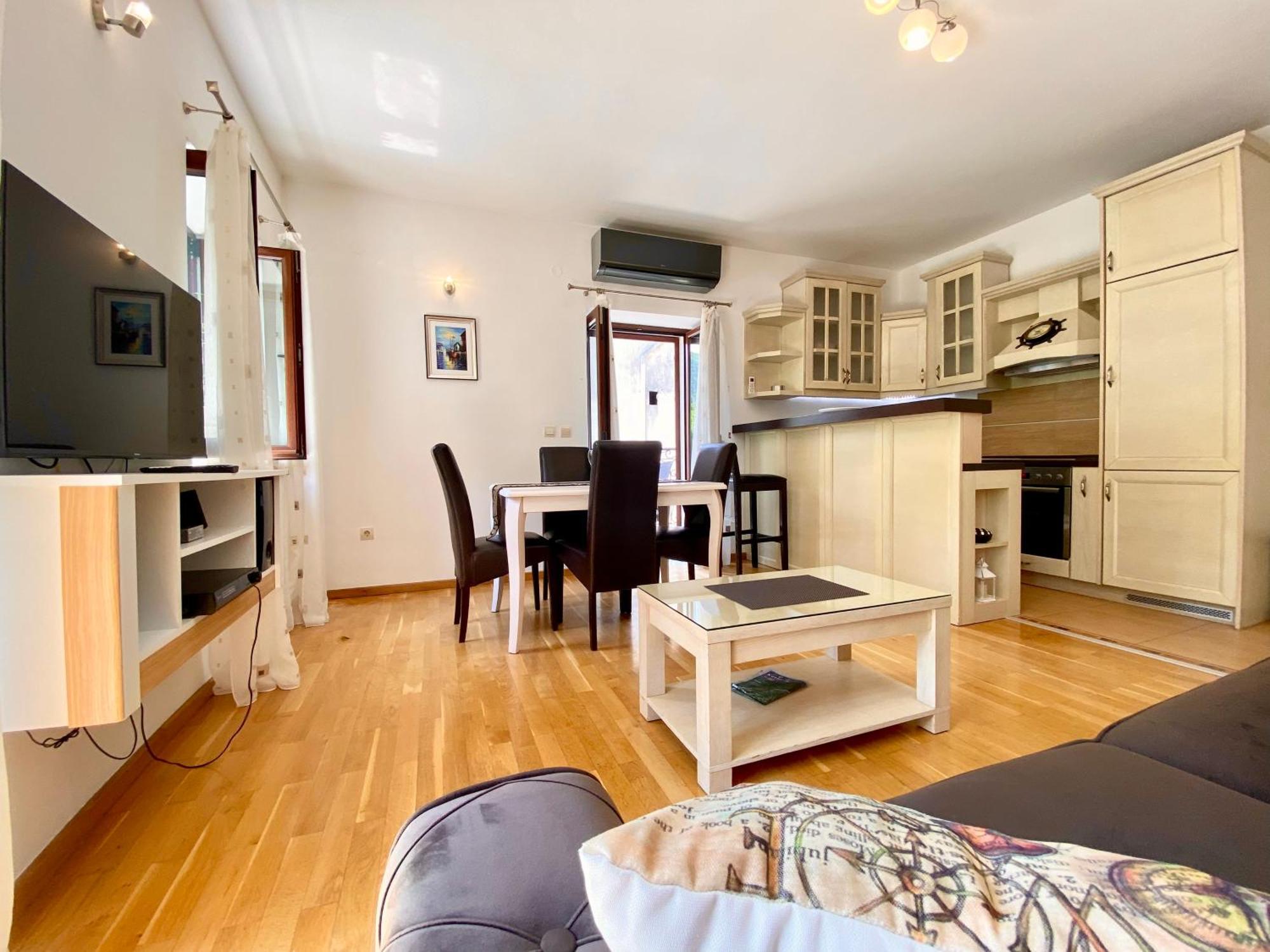 Fiumera Kotor Apartment Extérieur photo