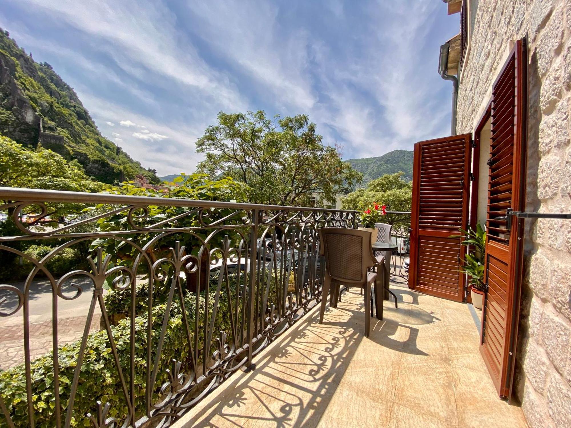 Fiumera Kotor Apartment Extérieur photo