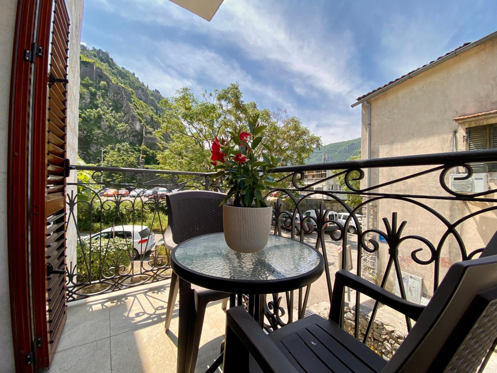 Fiumera Kotor Apartment Extérieur photo